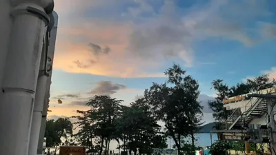 Chambre double avec vue sur la mer — Big Boys' Bed & Burger - Patong Beach